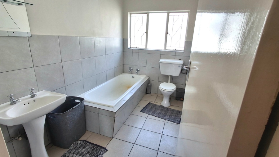 3 Bedroom Property for Sale in Sasolburg Ext 11 Free State